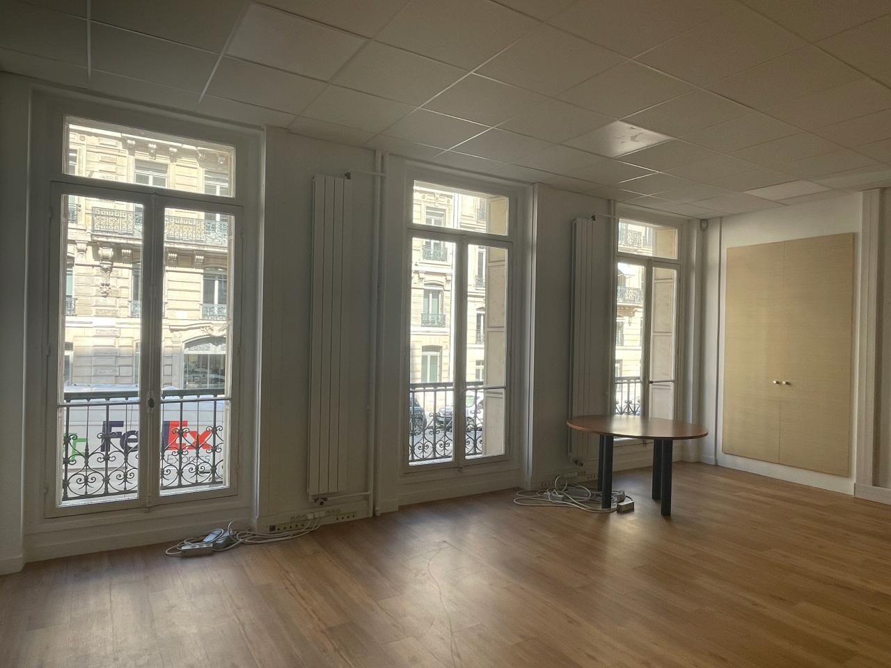 Bureau Paris 232m² Location bureau Paris OLBUR2533102 9